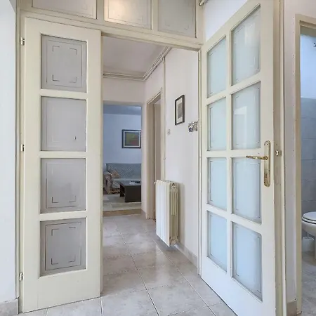 Pizonova 3 Apartman *